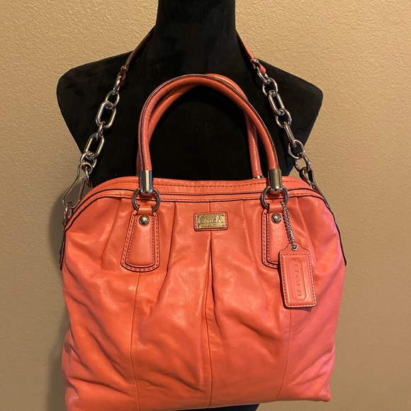 Coach Large Satchel with matching wallet - Picture 3 of 10